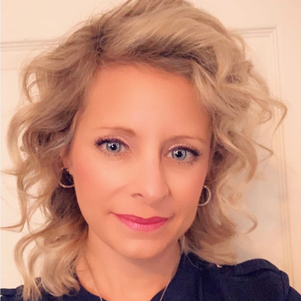 Meet your Posher, Julie